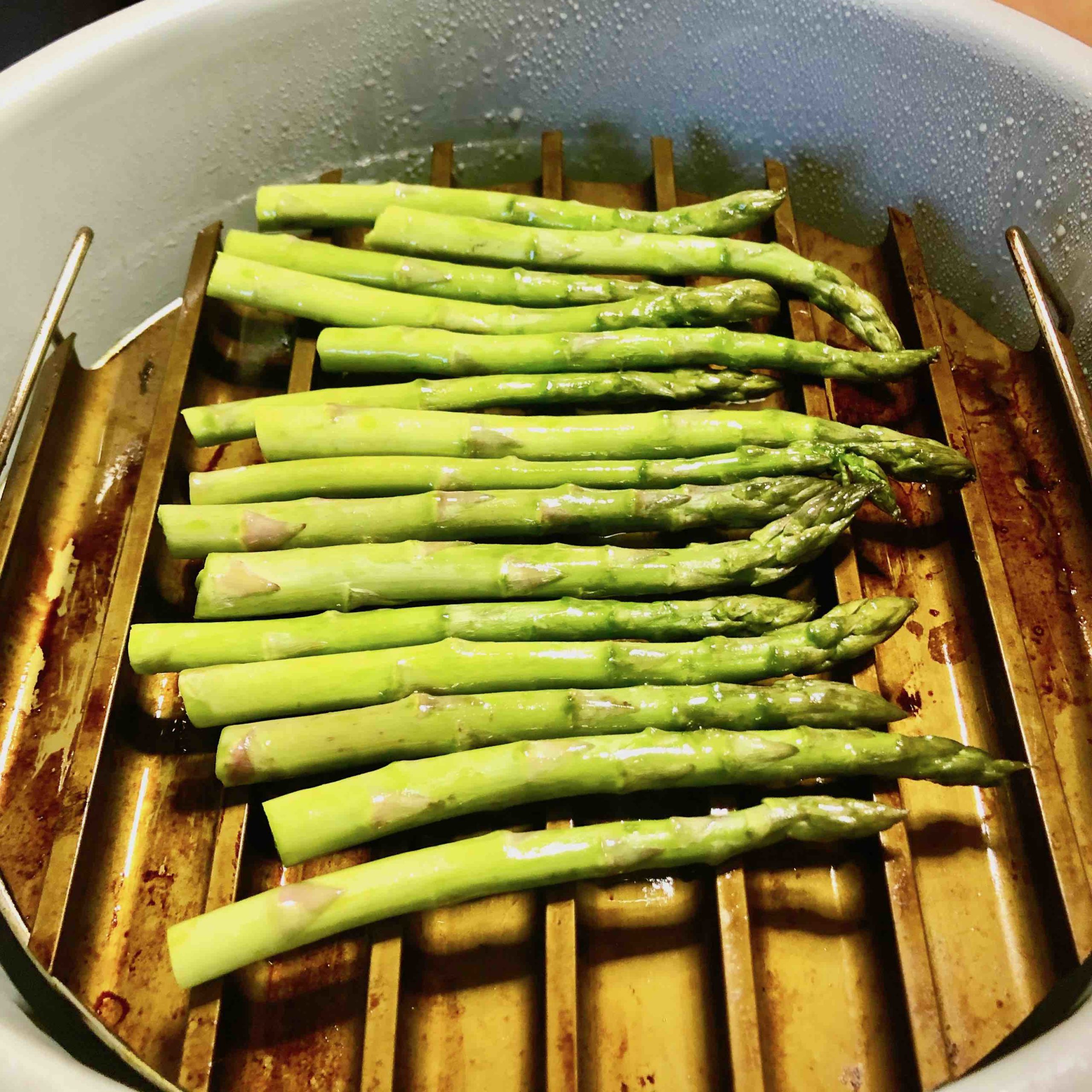 Air Fryer Grilled Asparagus